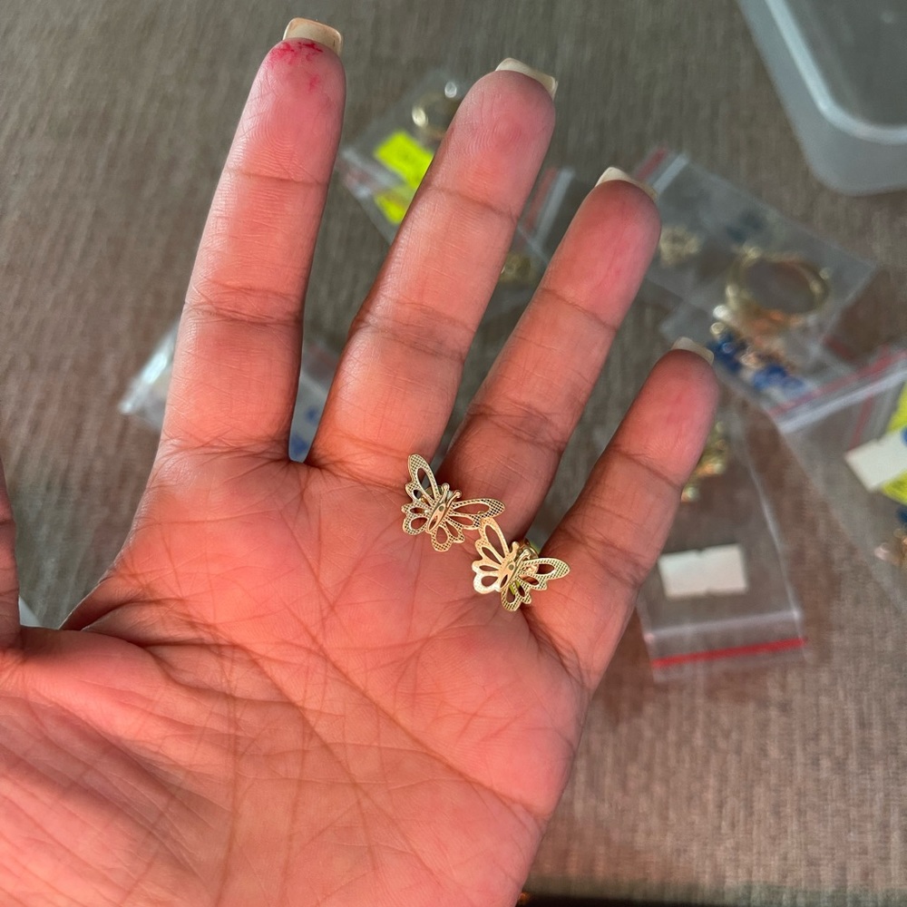 18k Saudi gold earrings